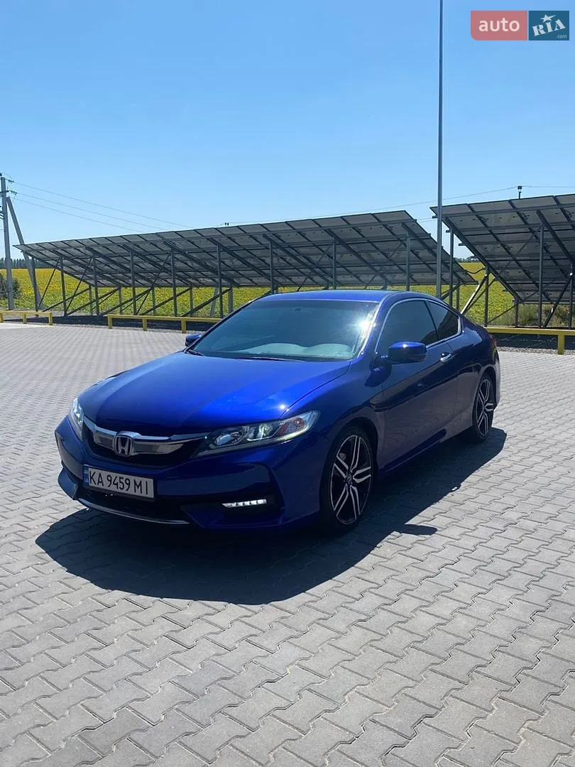 2017 Honda Accord - фото 1