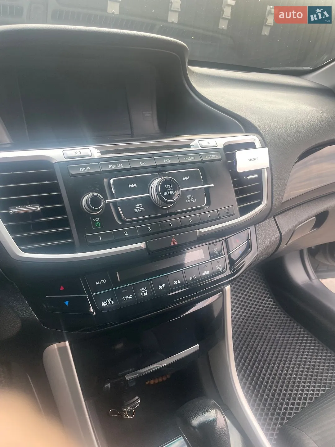 2016 Honda Accord - мініатюра 14