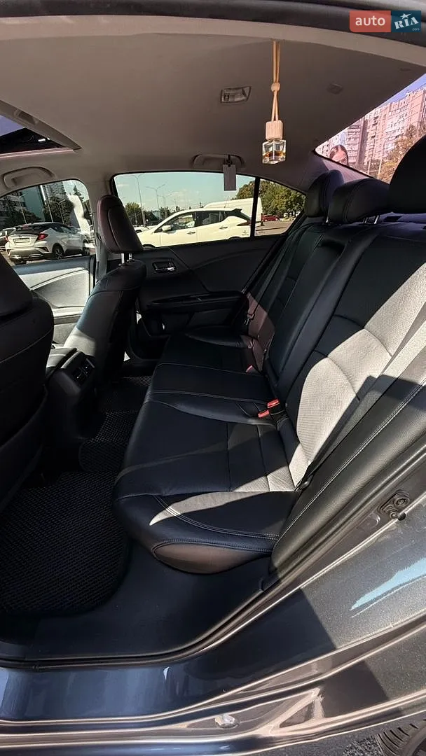 2015 Honda Accord - мініатюра 11