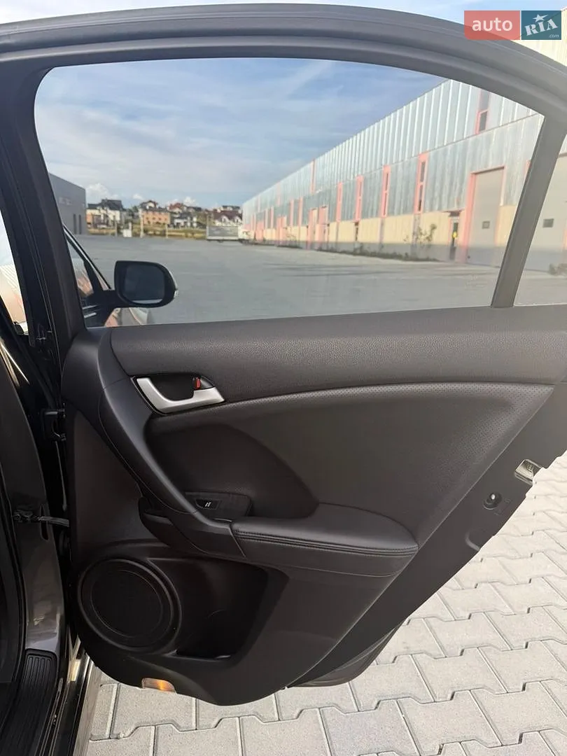 2011 Honda Accord - мініатюра 60