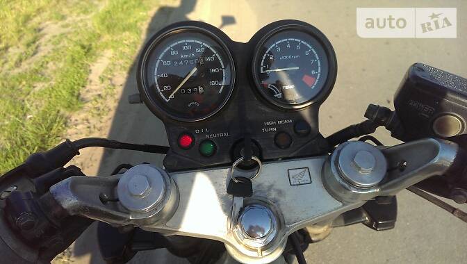 Мотоцикл Классік Honda Bros 400 1988 в Кам'янці-Бузькій фото 2 Мотоцикл Классік Honda Bros 400 1988 в Кам'янці-Бузькій