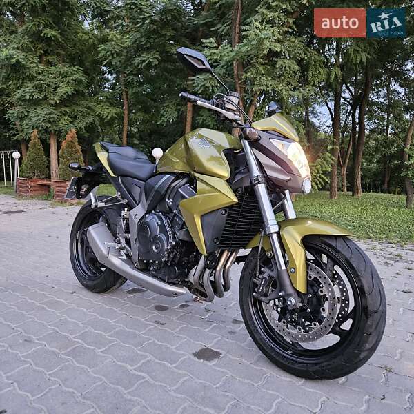 Мотоцикл Без обтекателей (Naked bike) Honda CB 1000R 2010 в Тернополе