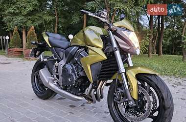 Мотоцикл Без обтекателей (Naked bike) Honda CB 1000R 2010 в 