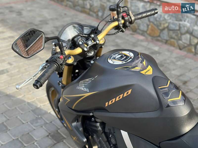 Мотоцикл Без обтекателей (Naked bike) Honda CB 1000R 2012 в Киеве