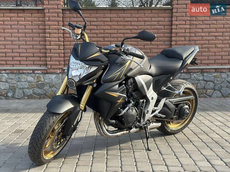 Мотоцикл Без обтекателей (Naked bike) Honda CB 1000R 2012 в 