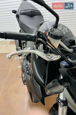 Мотоцикл Без обтекателей (Naked bike) Honda CB 1000R 2009 в 
