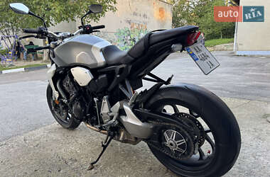 Мотоцикл Классик Honda CB 1000R 2018 в 