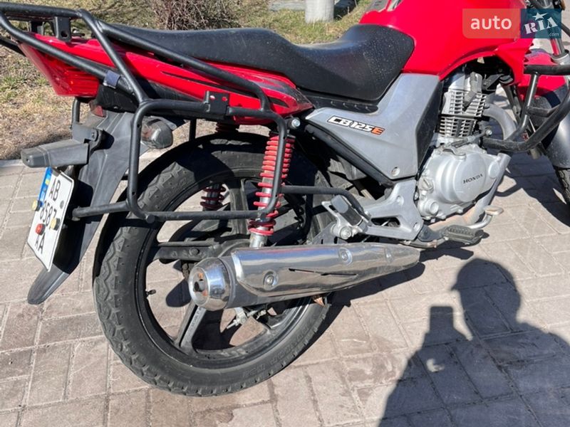 Мотоцикл Без обтікачів (Naked bike) Honda CB 125F 2015 в Києві