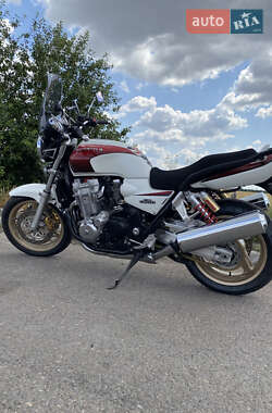 Мотоцикл Классик Honda CB 1300 2001 в 
