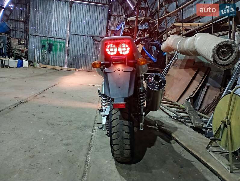 Спортбайк Honda CB 1300 2003 в Нежине