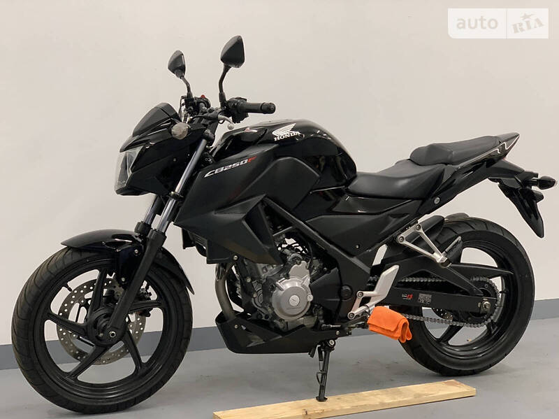 Мотоцикл Без обтекателей (Naked bike) Honda CB 250T Hawk 2018 в 