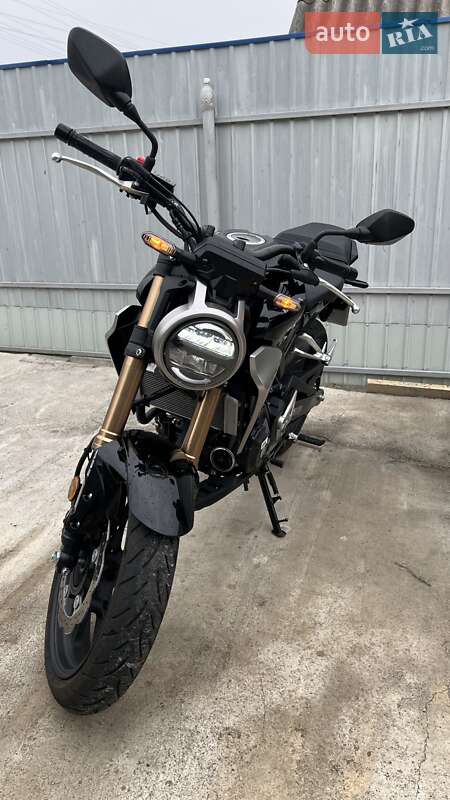 Мотоцикл Без обтікачів (Naked bike) Honda CB 300R 2021 в Ватутіному