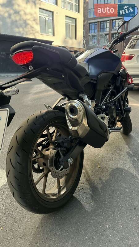 Мотоцикл Без обтекателей (Naked bike) Honda CB 300R 2021 в Днепре фото 4 Мотоцикл Без обтекателей (Naked bike) Honda CB 300R 2021 в Днепре