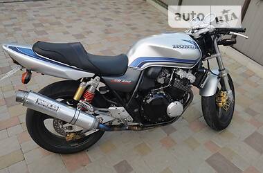 Мотоцикл Без обтекателей (Naked bike) Honda CB 400 2001 в Полтаве
