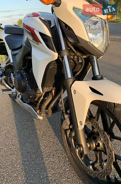 Мотоцикл Спорт-туризм Honda CB 400F 2013 в 