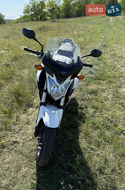 Мотоцикл Без обтекателей (Naked bike) Honda CB 400SF 2013 в 