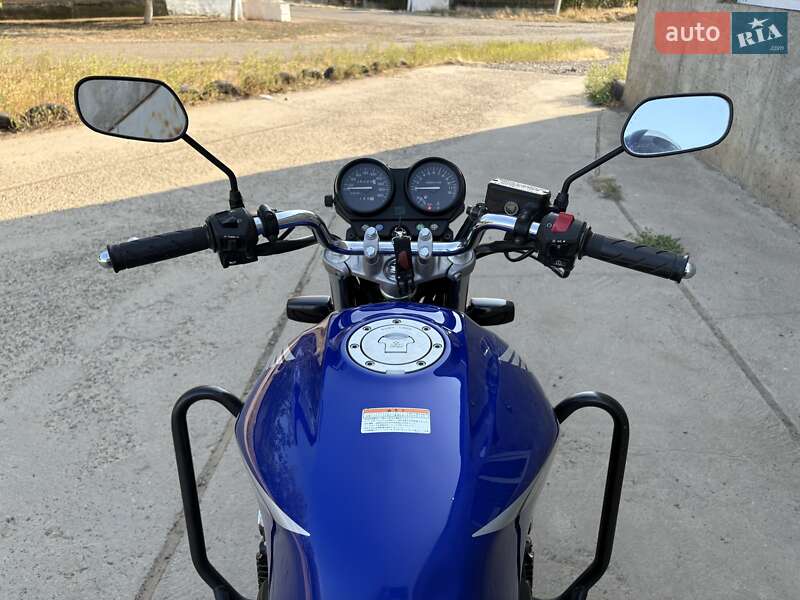 Мотоцикл Без обтікачів (Naked bike) Honda CB 400SF 2002 в Білгороді-Дністровському фото 5 Мотоцикл Без обтікачів (Naked bike) Honda CB 400SF 2002 в Білгороді-Дністровському