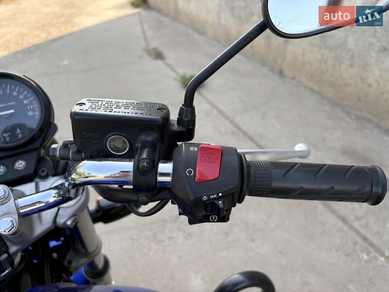 Мотоцикл Без обтікачів (Naked bike) Honda CB 400SF 2002 в Білгороді-Дністровському фото 6 Мотоцикл Без обтікачів (Naked bike) Honda CB 400SF 2002 в Білгороді-Дністровському