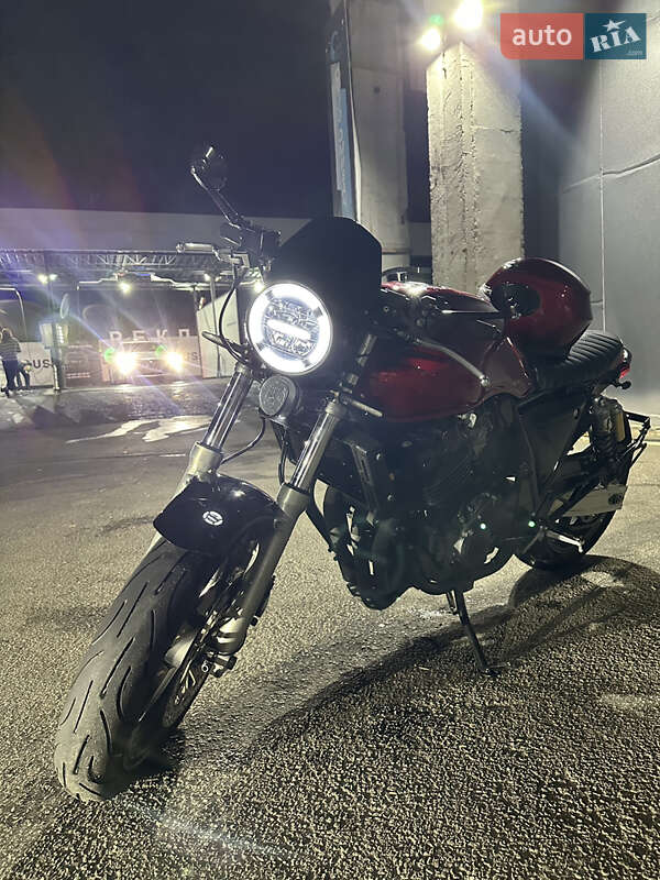 Мотоцикл Кастом Honda CB 400SF 2001 в Києві