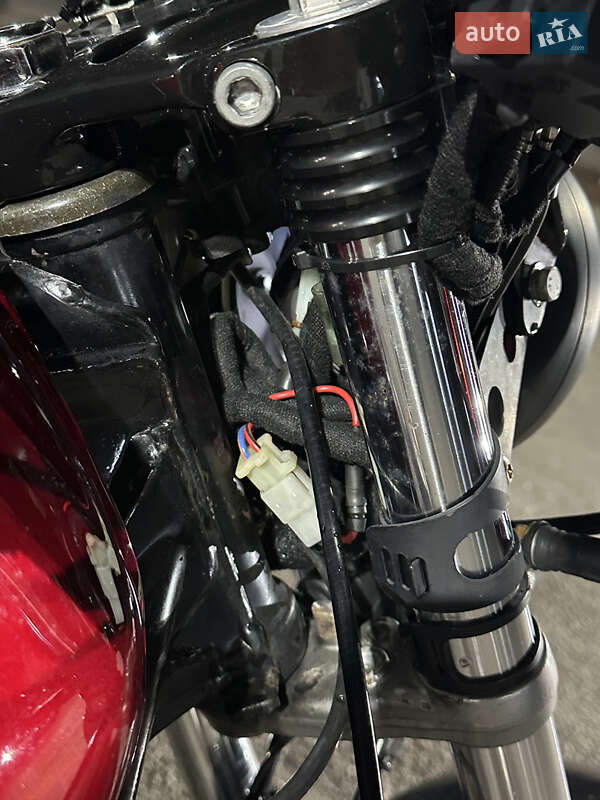 Мотоцикл Кастом Honda CB 400SF 2001 в Києві