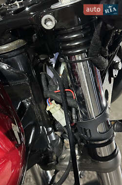 Мотоцикл Кастом Honda CB 400SF 2001 в  фото 9 Мотоцикл Кастом Honda CB 400SF 2001 в