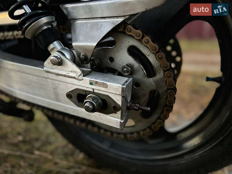 Мотоцикл Без обтекателей (Naked bike) Honda CB 400SF 1998 в Шостке фото 5 Мотоцикл Без обтекателей (Naked bike) Honda CB 400SF 1998 в Шостке