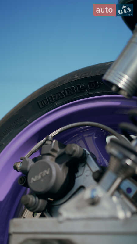 Кафе рейсер Honda CB 400SF 2000 в Одесі