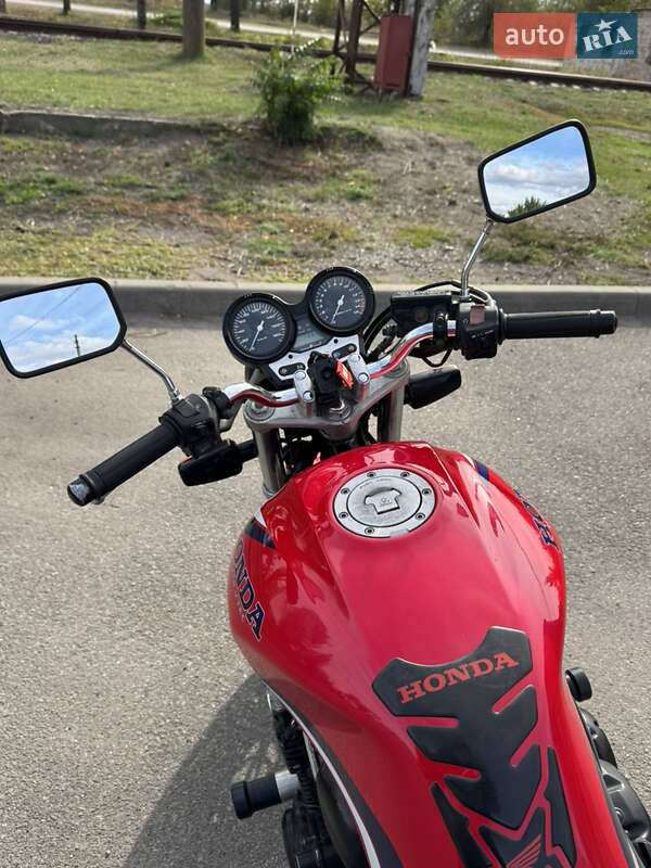 Мотоцикл Классік Honda CB 400SF 2001 в Покрові