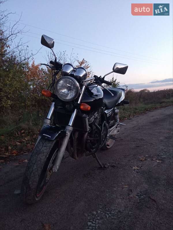 Мотоцикл Классік Honda CB 400SF 1997 в Вінниці