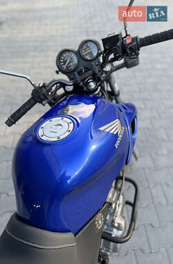 Мотоцикл Без обтекателей (Naked bike) Honda CB 500 2000 в 