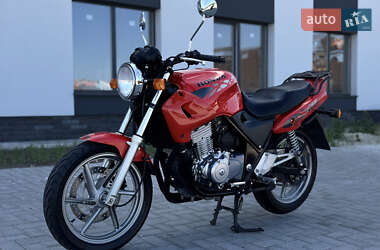 Мотоцикл Без обтекателей (Naked bike) Honda CB 500 1995 в 