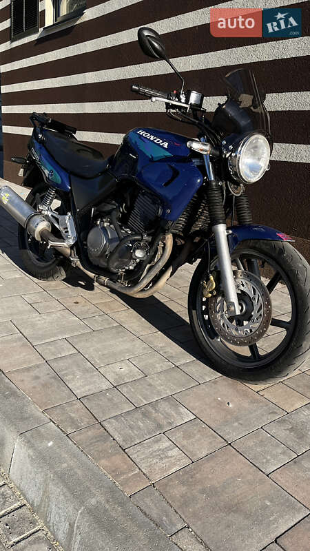 Мотоцикл Классик Honda CB 500 1996 в Ромнах