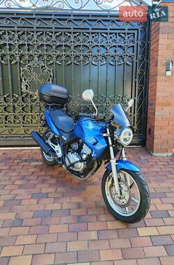 Мотоцикл Без обтекателей (Naked bike) Honda CB 500 2002 в Киеве