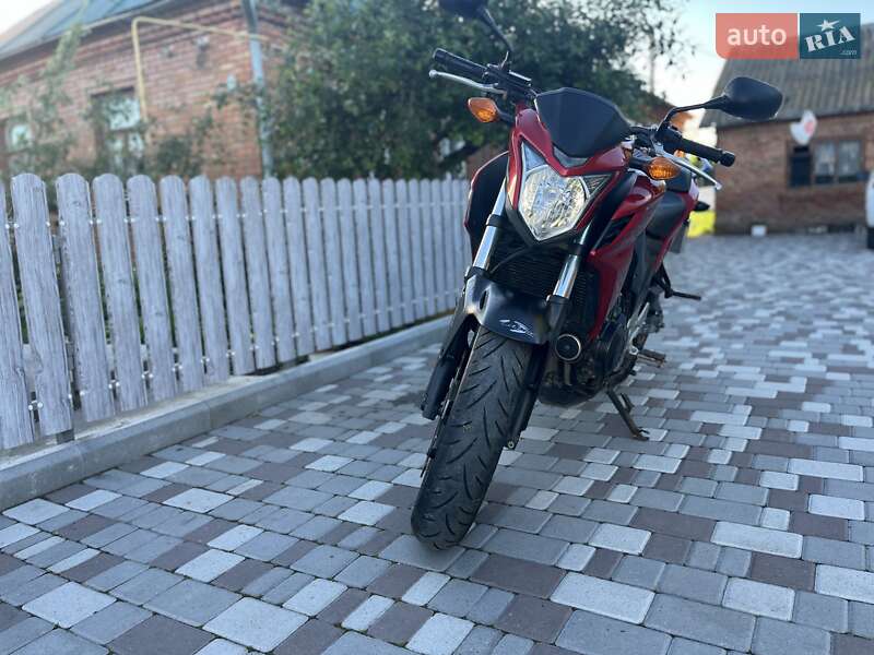 Мотоцикл Без обтікачів (Naked bike) Honda CB 500F 2013 в 