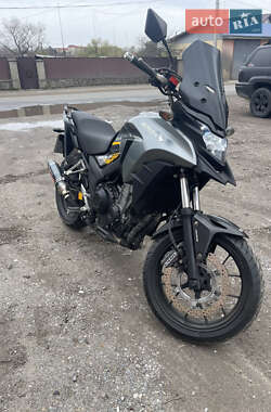 Мотоцикл Спорт-туризм Honda CB 500X 2018 в 