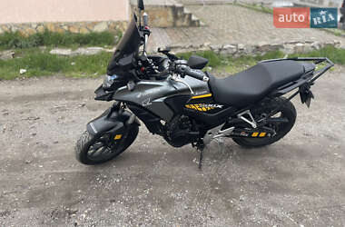 Мотоцикл Спорт-туризм Honda CB 500X 2018 в 