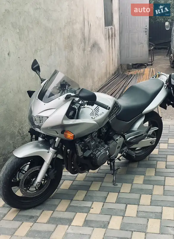 Honda CB 600F Hornet 2001