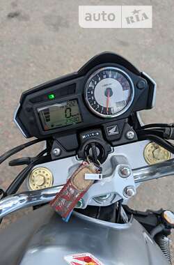 Мотоцикл Без обтекателей (Naked bike) Honda CB 600F Hornet 2005 в Киеве