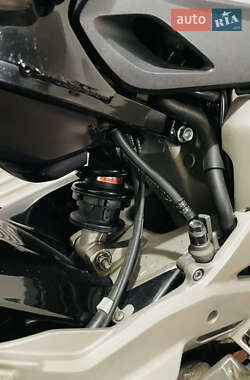 Мотоцикл Без обтекателей (Naked bike) Honda CB 600F Hornet 2008 в 