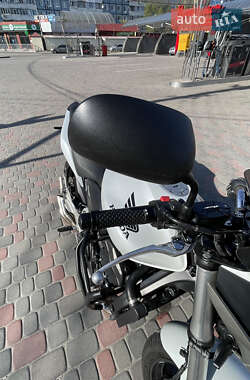 Спортбайк Honda CB 600F Hornet 2011 в 