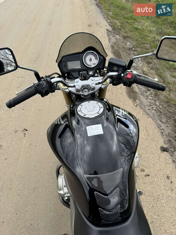 Мотоцикл Без обтекателей (Naked bike) Honda CB 600F Hornet 2005 в Новоселице
