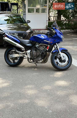 Мотоцикл Спорт-туризм Honda CB 600F Hornet 2001 в 