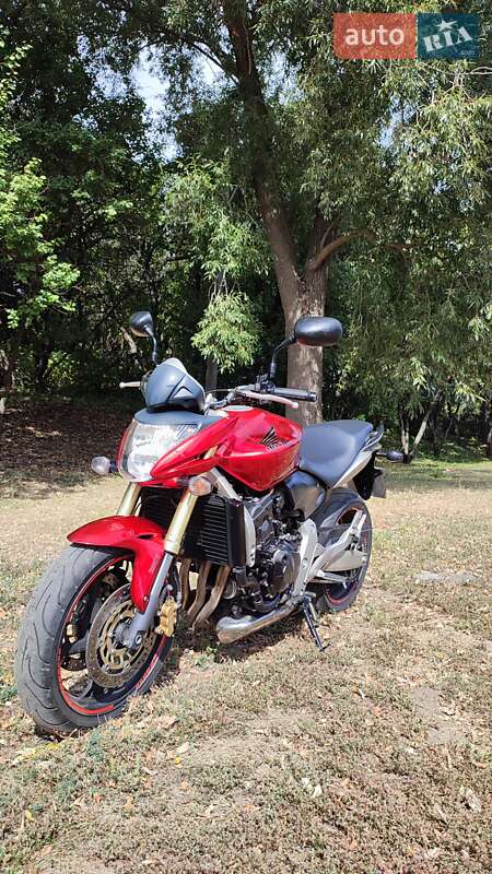 Спортбайк Honda CB 600F Hornet 2007 в Гадяче