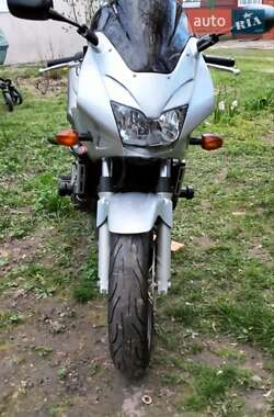 Мотоцикл Спорт-туризм Honda CB 600F Hornet 2002 в  фото 15 Мотоцикл Спорт-туризм Honda CB 600F Hornet 2002 в