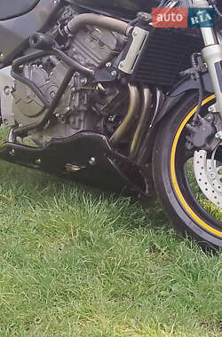 Мотоцикл Без обтекателей (Naked bike) Honda CB 600F Hornet 2000 в 