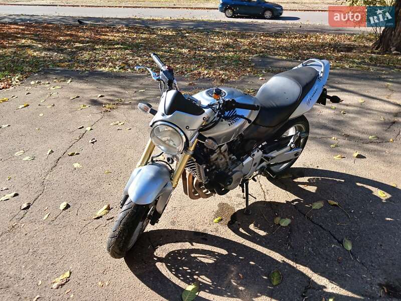 Мотоцикл Без обтекателей (Naked bike) Honda CB 600F Hornet 2005 в Николаеве фото 25 Мотоцикл Без обтекателей (Naked bike) Honda CB 600F Hornet 2005 в Николаеве