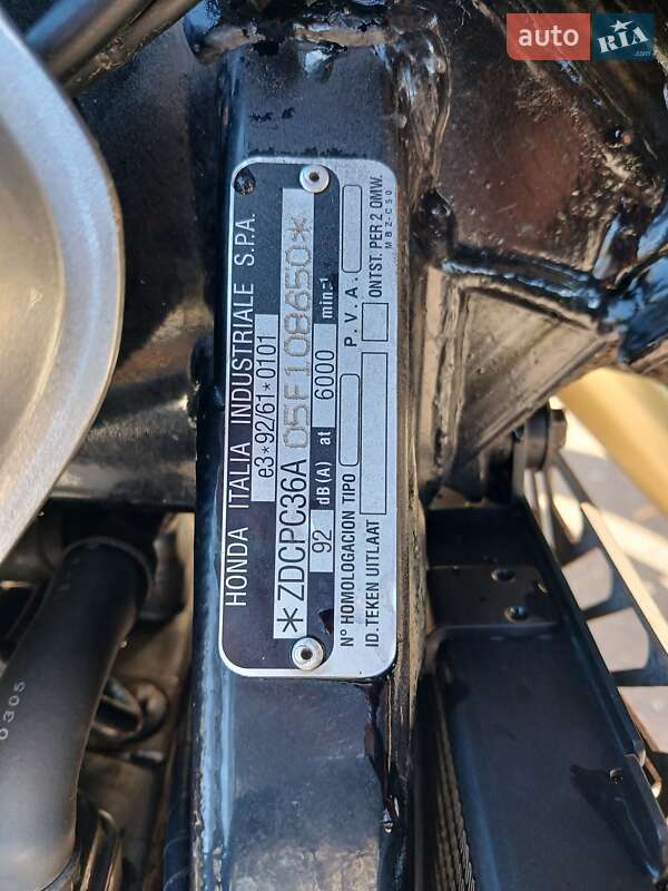 Мотоцикл Без обтекателей (Naked bike) Honda CB 600F Hornet 2005 в Николаеве фото 33 Мотоцикл Без обтекателей (Naked bike) Honda CB 600F Hornet 2005 в Николаеве