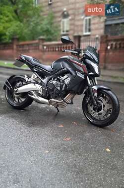 Спортбайк Honda CB 650F 2014 в 