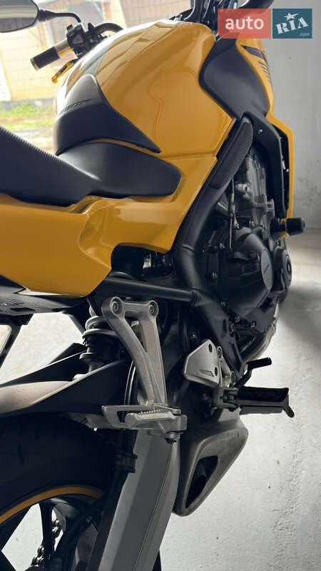 Мотоцикл Без обтекателей (Naked bike) Honda CB 650F 2014 в Ровно фото 2 Мотоцикл Без обтекателей (Naked bike) Honda CB 650F 2014 в Ровно