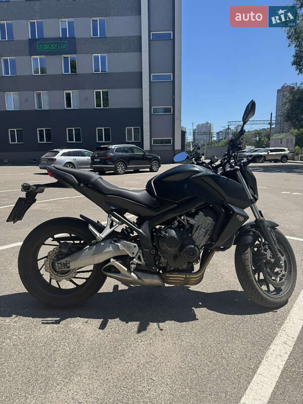 Мотоцикл Без обтікачів (Naked bike) Honda CB 650F 2015 в Києві